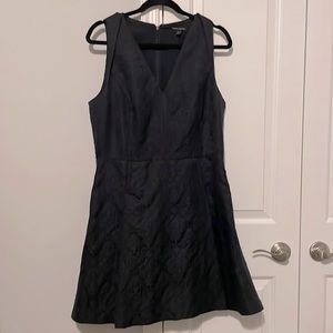 Like new! Banana republic sleeveless dress